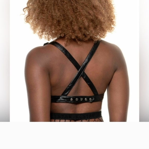 ***SOLD***KILLSTAR NWOT Black Strappy Pentagram Halter Top. XL - Picture 3 of 11